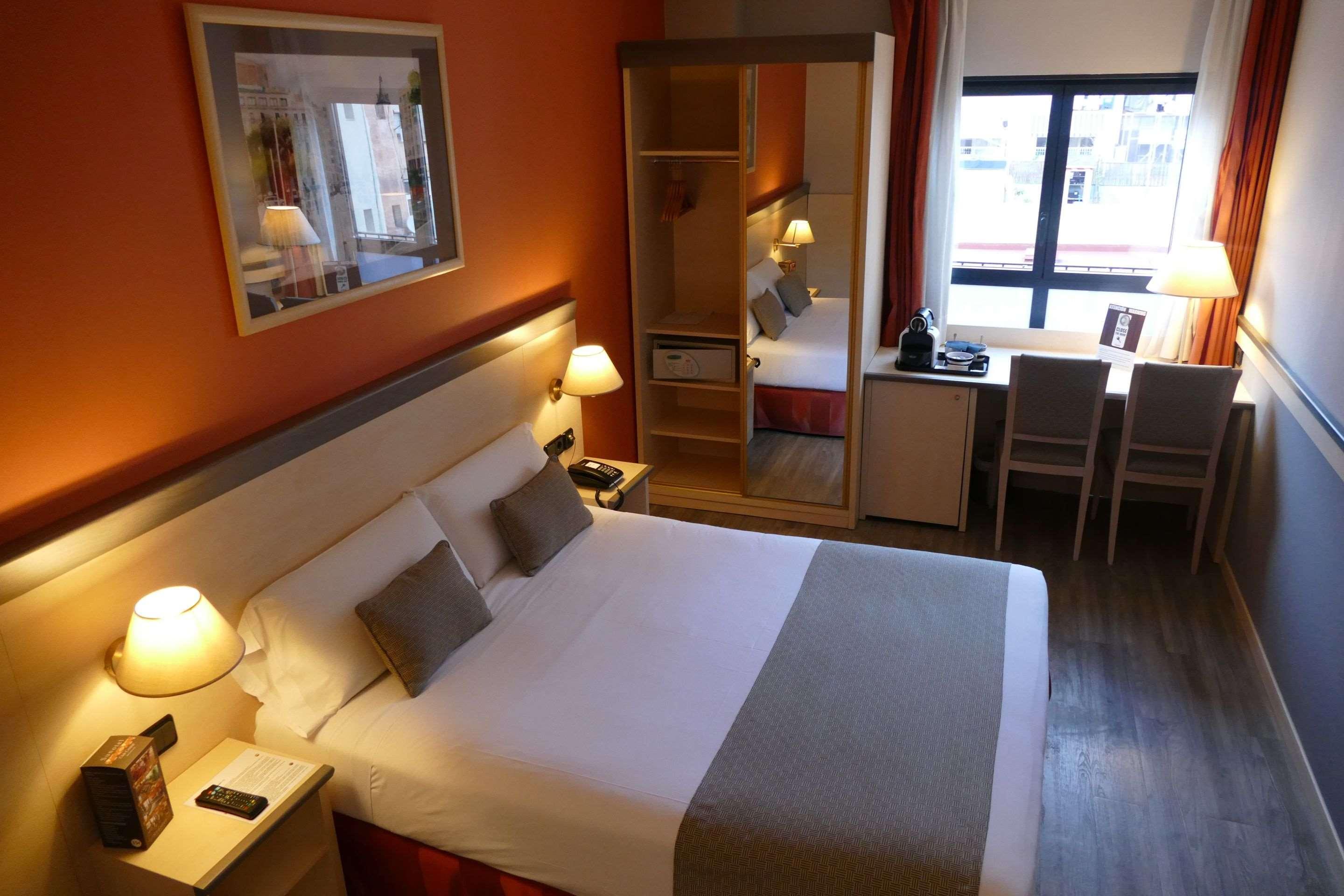 Sunotel Club Central Barcelona Bagian luar foto